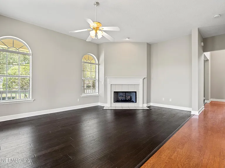 7610 Sentry Oak Cir W — Photo 11