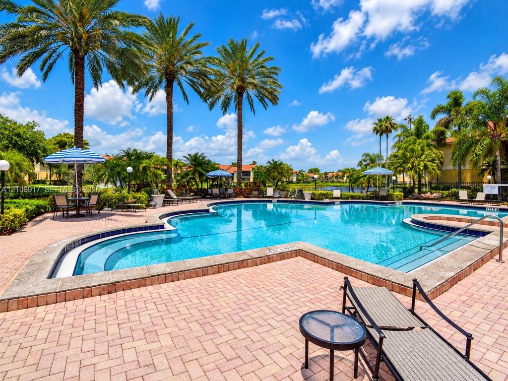 1237 SW 46th Ave APT 813, photo 8