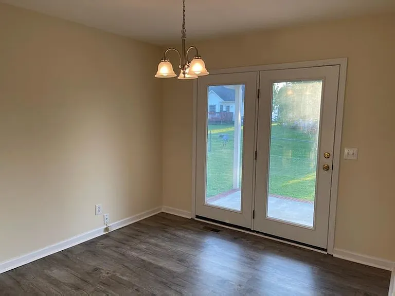 929 Nottingham Dr — Photo 10