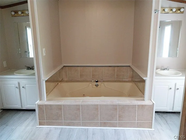 79 Peat Bed Rd — Photo 10