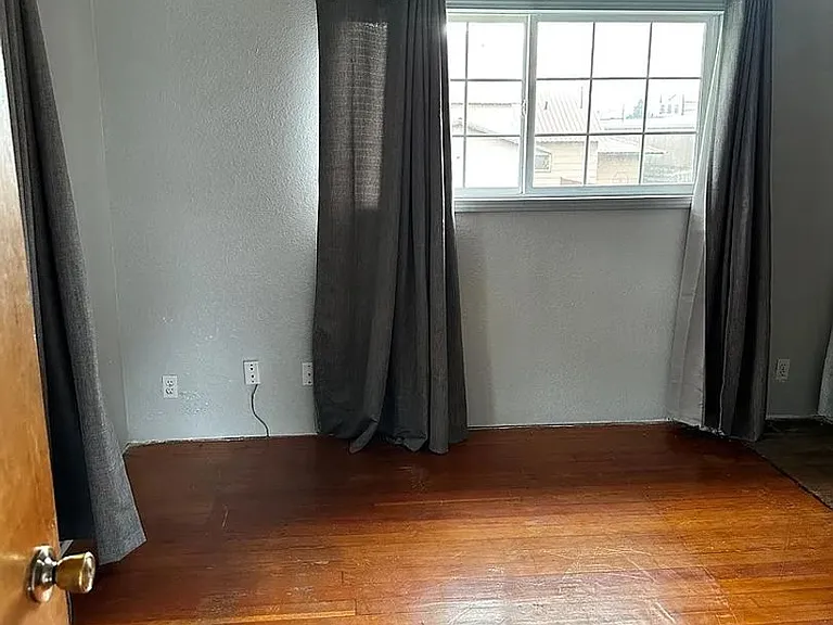 509 N Cle Elum St — Photo 7