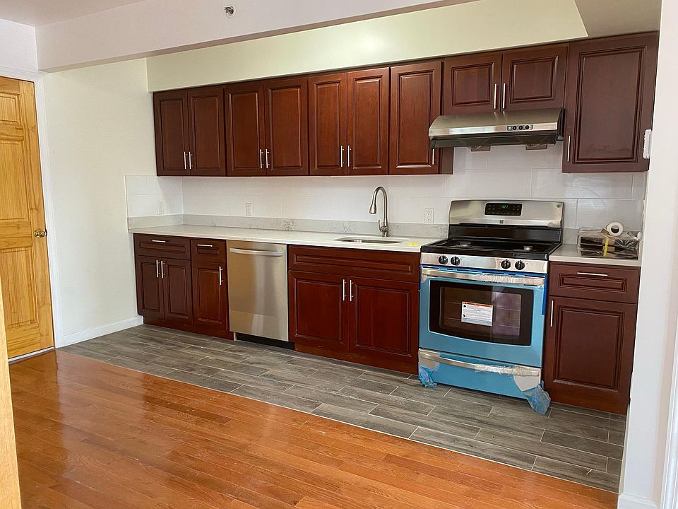 1st image of 67-21 185th St