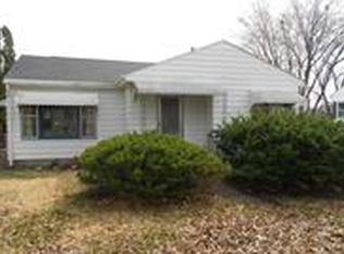 901 Oregon St, Waterloo, IA 50702