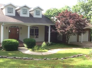 335 Woodland Ct, Branson, MO 65616