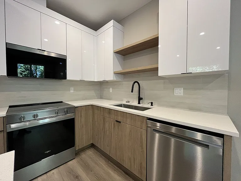 15607 SE Meadowlark Ln — Photo 14