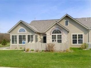 2415 Bluestone Cir, Kalamazoo, MI 49009