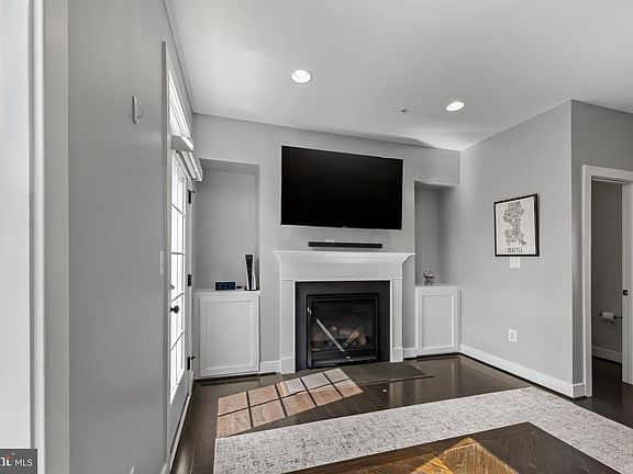 5th image of 12613 Macaulay St