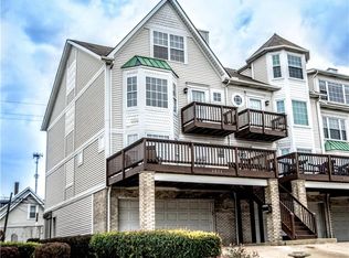 1211 W 69th St, Cleveland, OH 44102
