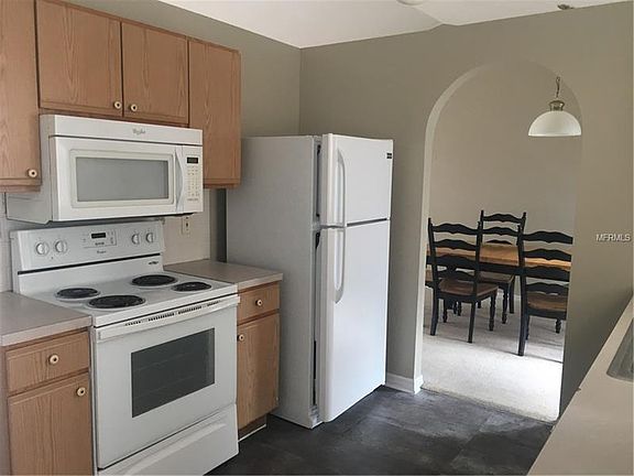 3rd image of 847 Marquis Ct