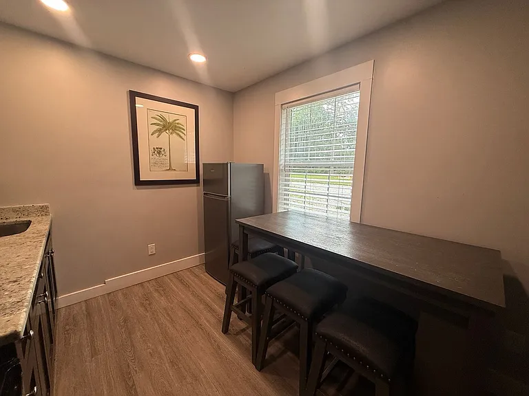 116 Burnett Rd — Photo 4
