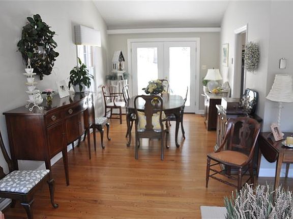 4th image of 209 Clearwater Dr