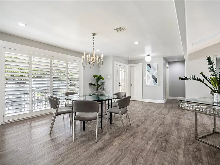 4715 Braesvalley Dr — Photo 10