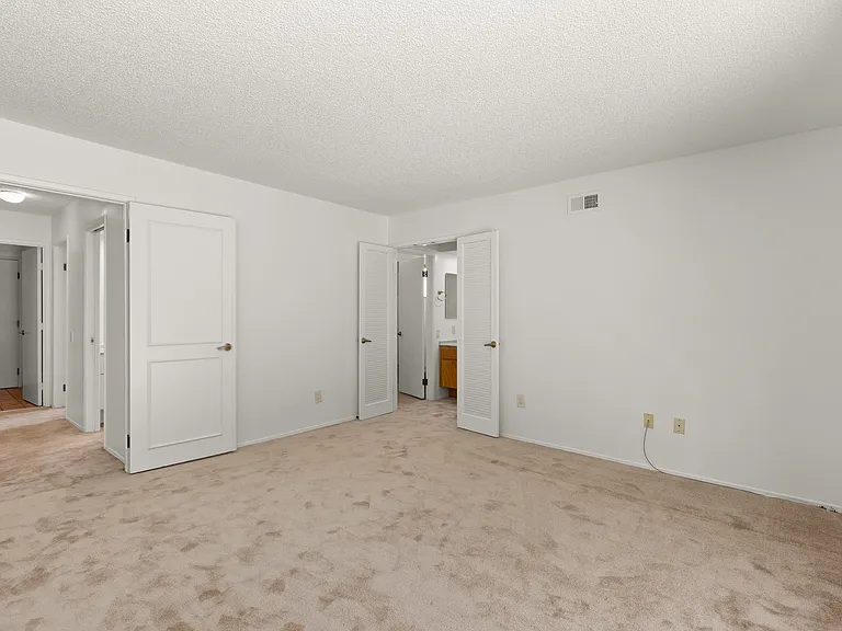 17305 Campillo Dr — Photo 24