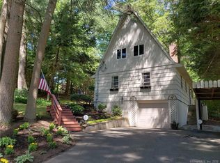 28 Pine Acres Dr, Canton, CT 06019