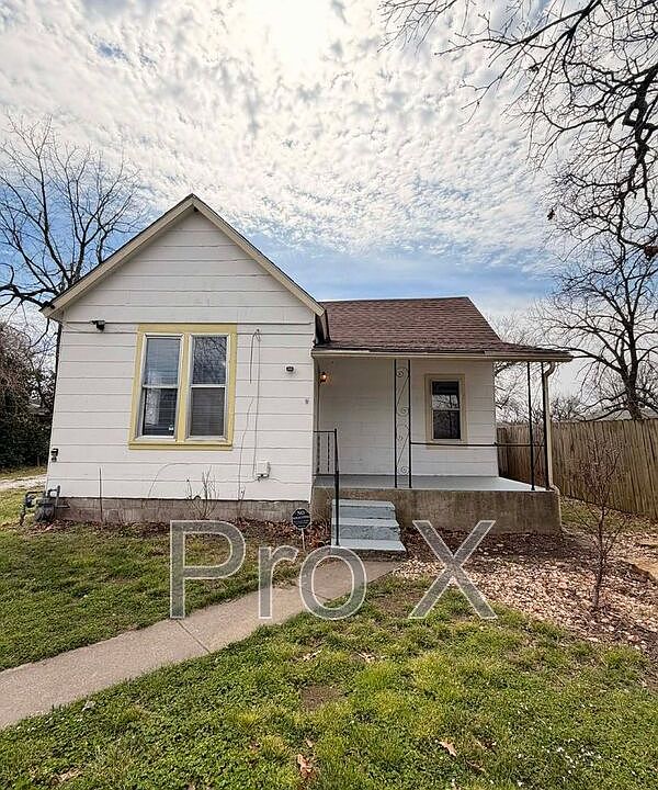 1st image of 408 E 41st St