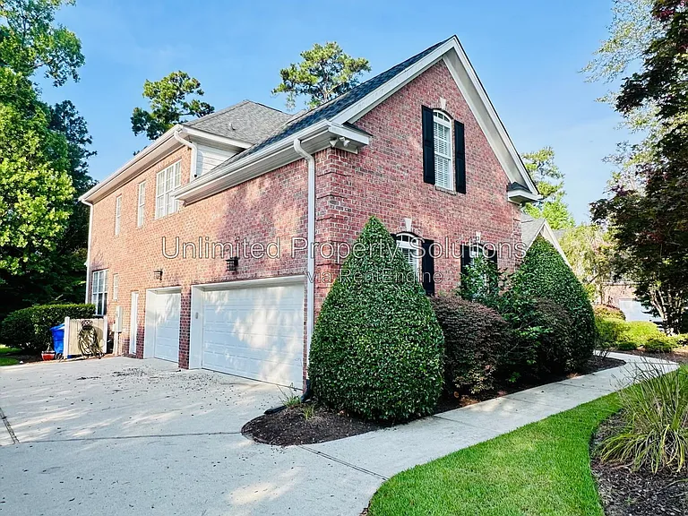 5016 Nicholas Creek Cir — Photo 2