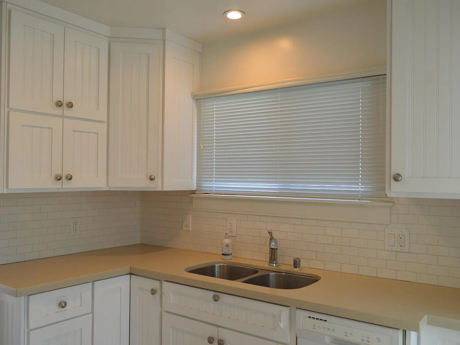 211 N West St — Photo 4