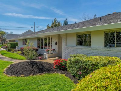 1121 El Sur Way, Sacramento, CA, 95864