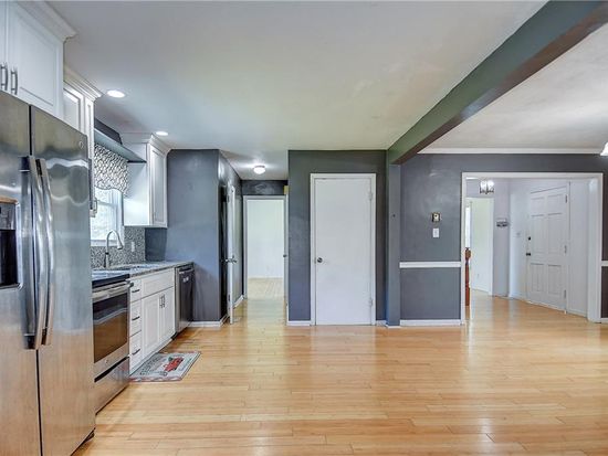 112 Capital Ave, Chesapeake, VA 23324