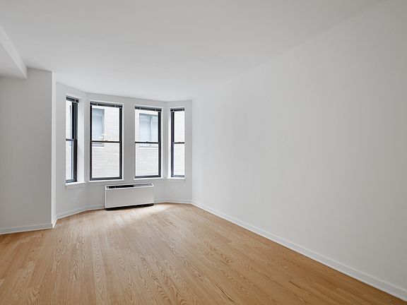 4th image of 37 Wall St APT 16F
