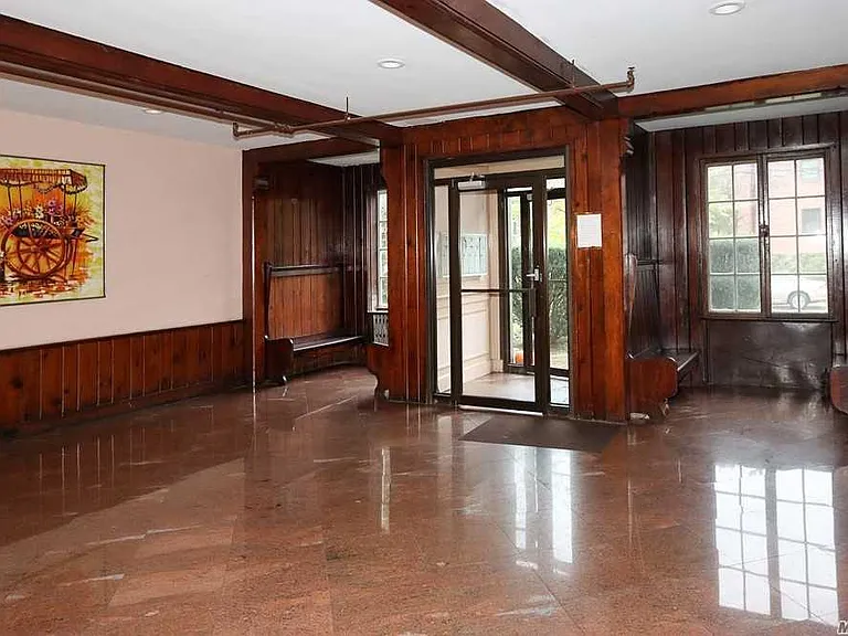 14 Beach Rd #3A — Photo 2