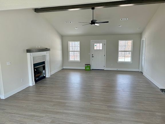 2nd image of 11 Clifford Ln