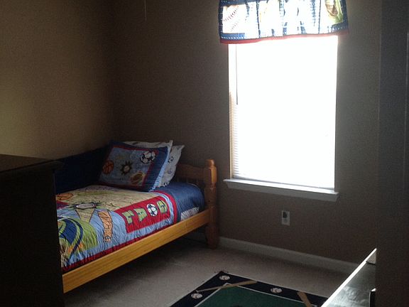 2nd image of 43 Bluegrass Cir