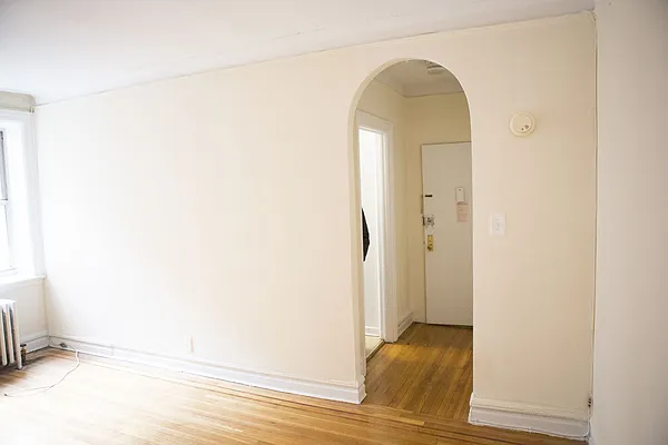 Rented by Chris Stewart, LREB | media 18