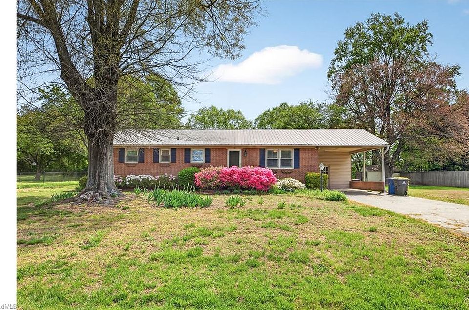 1st image of 1407 Lambs Ln