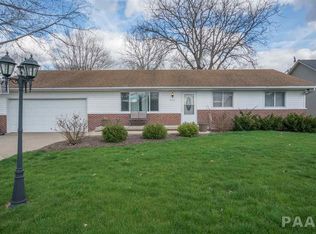 2712 S High Meadow Dr, Peoria, IL