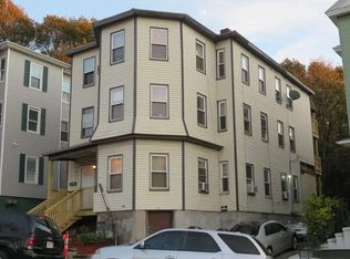140 Belmont St APT 3, Worcester, MA 01605