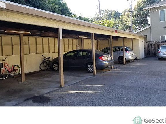 3rd image of 1932 Davis St