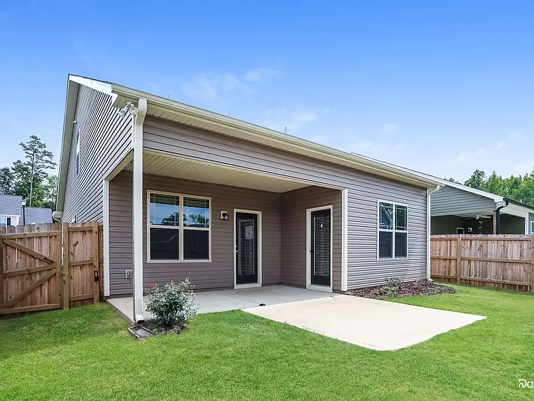 27 Balboa Pkwy — Photo 15