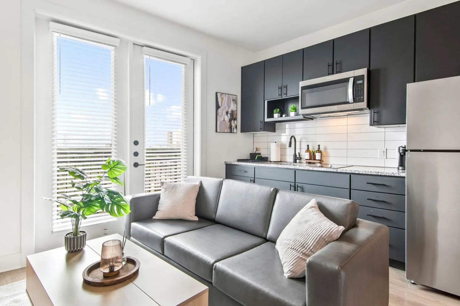 Studio, 1.0 bath, 301 sqft, $2,560 — Photo 1