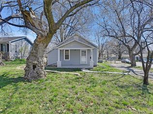 6009 Mastin St, Merriam, KS 66203