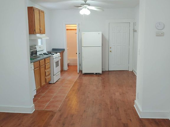 3rd image of 2623 N Southport Ave #1