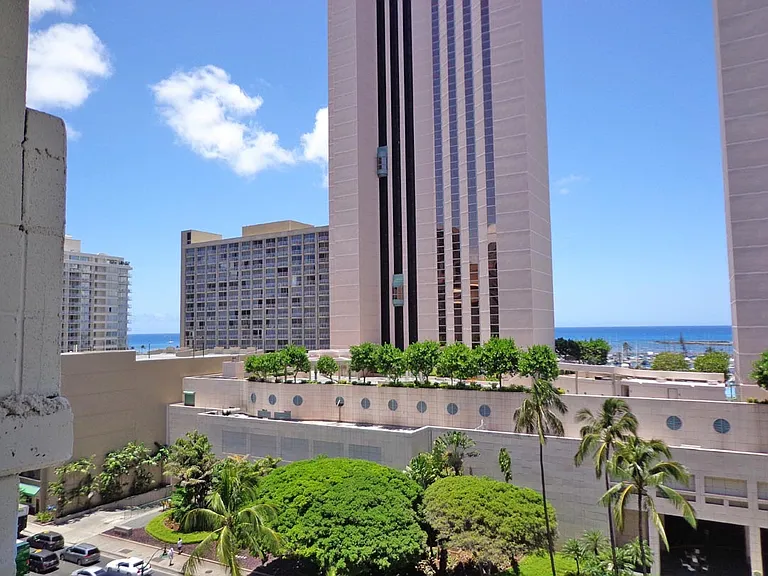 1684 Ala Moana Blvd #1052 — Photo 5