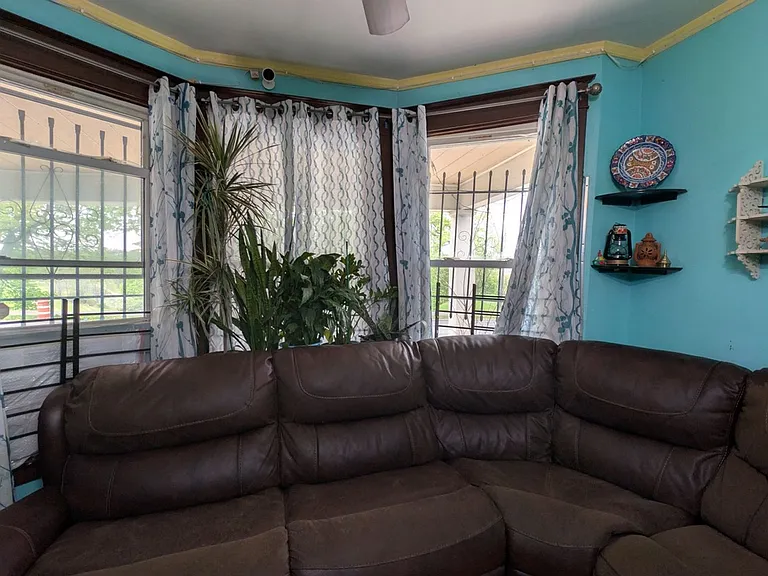 166 Morton Ave #3 — Photo 34