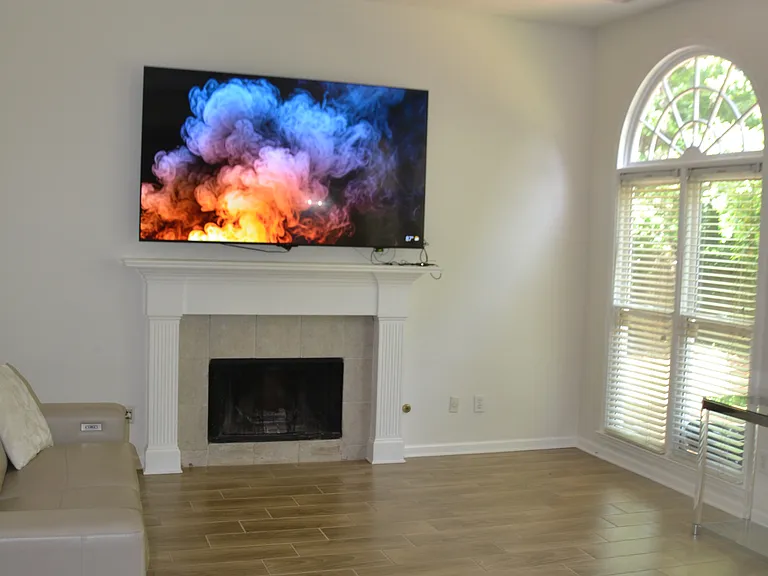 2208 Snug Hbr NE — Photo 26