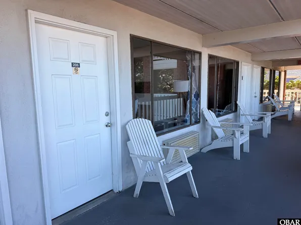 205 Irvin Garrish Hwy Unit 206, Ocracoke, NC 27960