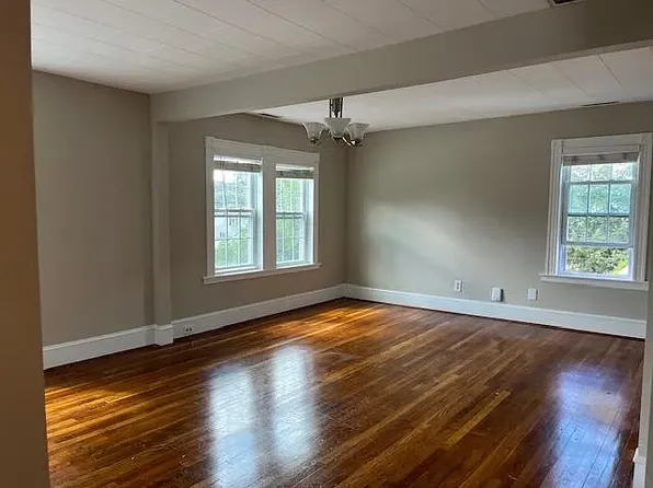 141 Amherst St #2, Amherst, NH 03031