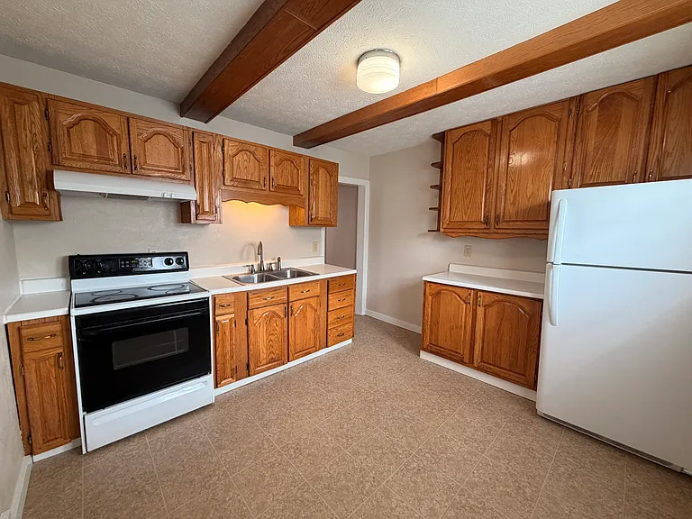 2117 N Maplewood Ave — Photo 9