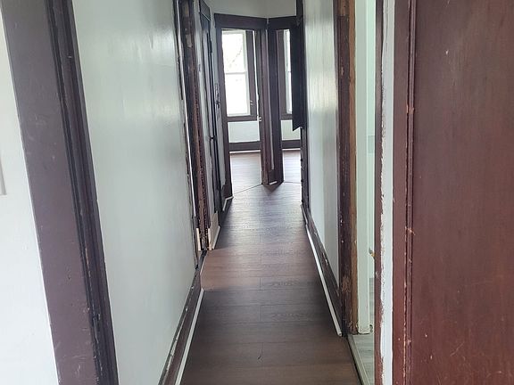 4th image of 27 Victory Ave Floor 2