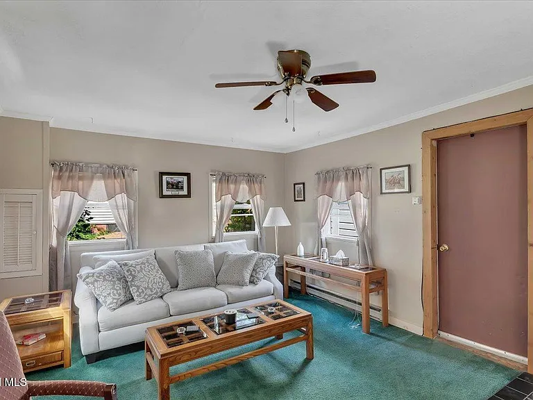 68 Marvin St — Photo 30