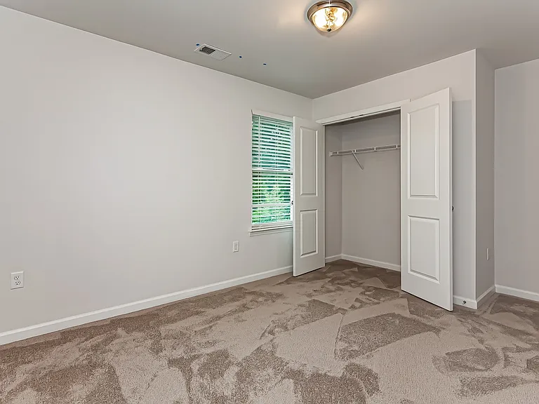 1119 Rhyne Rd — Photo 11