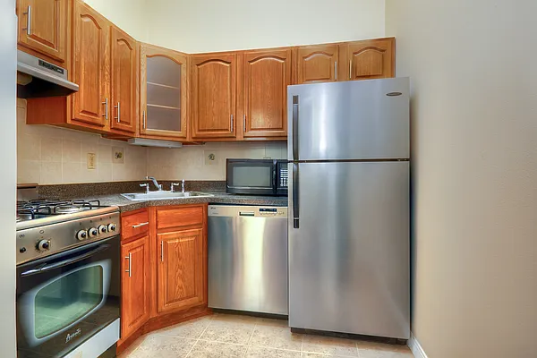 Rented by Station Cities | media 24