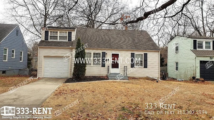 913 E 77th Ter