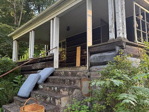 37 Griffin Dr
