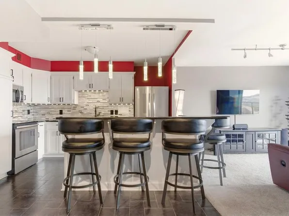 4545 Wornall Rd APT 1104, Kansas City, MO 64111