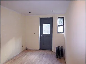 Rented by R New York